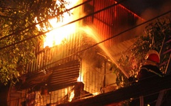 Cháy nhà trọ 5 tầng ở HN, 4 người thương vong: Ai chịu trách nhiệm?