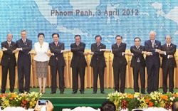 Việt Nam ủng hộ xây dựng  Cộng đồng ASEAN vững mạnh