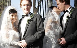 Mỹ nhân khoe nội y ngất ngây hạnh phúc trong ngày cưới