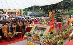 Lễ chính Phật Đản tưng bừng khắp cả nước