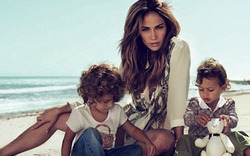 Jennifer Lopez muốn có con với phi công trẻ?