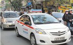 Hà Nội bỏ lệnh cấm taxi tại 8 tuyến phố