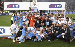 Chùm ảnh Napoli đăng quang tại Copa Italia