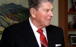 Ầm ĩ vụ đấu giá… máu của Tổng thống Reagan