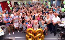 Đại gia đình 5 thế hệ, gồm…168 người
