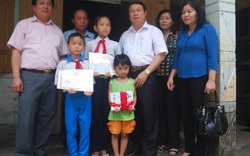 Hội NDVN tặng quà cho người khó khăn ở Quảng Nam