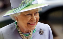 Tiết lộ thu nhập khủng của Nữ hoàng Elizabeth II
