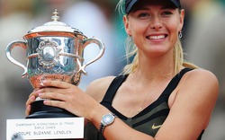 Khoảnh khắc Sharapova thăng hoa cùng cúp Roland Garros