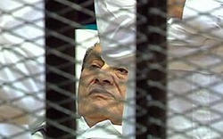 Cựu Tổng thống Ai Cập Mubarak chết lâm sàng