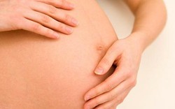 Một thai chết lưu có ảnh hưởng đến thai kia?
