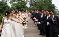120 đôi công nhân cưới tập thể tại TP. HCM