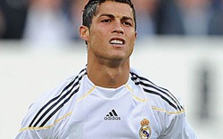 C.Ronaldo lọt top 10 VĐV kiếm tiền giỏi nhất thế giới