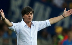 Joachim Low cáu tiết vì đội nhà bị rò rỉ chiến thuật