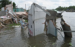 Cần Thơ: Sụt lở nhấn chìm 11 ngôi nhà
