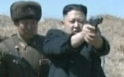 Triều Tiên &#34;tung&#34; video ông Kim Jong-un trổ tài bắn súng