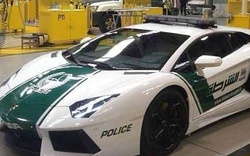 Choáng: Cảnh sát lái siêu xe Lamborghini gần 10 tỷ