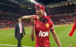 Evra “xát muối” vào nỗi đau của Suarez