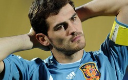 Mourinho rời Real, Casillas &#34;mở cờ trong bụng&#34;