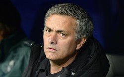 Trở lại Chelsea, Mourinho hưởng lương bao nhiêu?