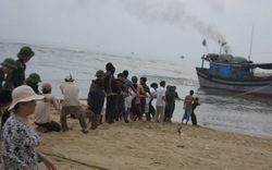 Phú Yên:  Nạo vét cửa sông, ngư dân mừng