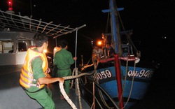 Cứu thành công tàu cá cùng 7 ngư dân gặp nạn trên biển