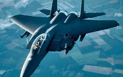 Tiêm kích F-15 của Mỹ “đâm đầu” xuống biển Nhật Bản