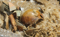 Toàn cảnh cuộc khai quật cổ vật trên con tàu đắm ở Quảng Ngãi