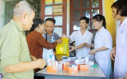 Mang niềm vui cho dân nghèo Vũ Quang
