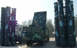 Tổ hợp tên lửa Trung Quốc HQ-9: Đứa &#34;con lai&#34; Nga-Mỹ