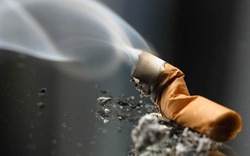 Vứt điếu thuốc cháy dở vào can xăng, 3 người bị thiêu chết