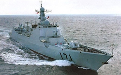 Soi tàu khu trục hiện đại nhất Trung Quốc