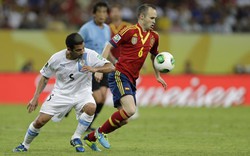 Tây Ban Nha-Uruguay &#40;2-1&#41;: Chiến thắng nhọc nhằn