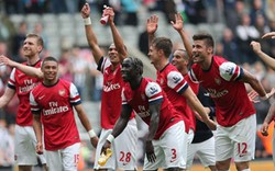 Arsenal mang 69 thành viên sang Việt Nam