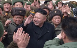 Triều Tiên lần đầu công bố ảnh ông Kim Jong-Un đi máy bay