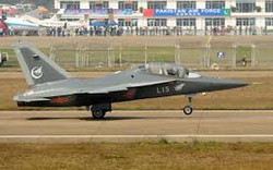 Truyền thông Nga: TQ bắt đầu bán máy bay huấn luyện cao cấp L-15