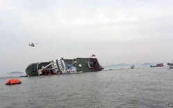 Tàu chở 471 người bị chìm ngoài khơi Hàn Quốc