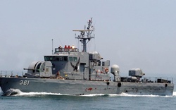 Mải đuổi tàu cá Trung Quốc, tàu Triều Tiên đi lạc vào biển Hàn
