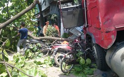 Hung thần container đâm chết 1 ông lão, &#39;ủi&#39; 3 ngôi nhà