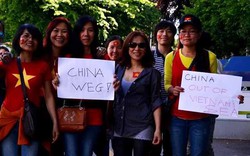 Tuần hành tại Zurich yêu cầu Trung Quốc tuân thủ luật quốc tế