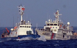 Tàu Trung Quốc chĩa súng vào tàu kiểm ngư Việt Nam
