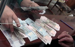 Crimea chính thức dùng đồng Rúp của Nga