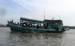 Chìm tàu cá trên biển Cà Mau, 2 thuyền viên mất tích
