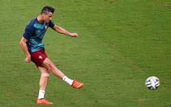Tiết lộ gây sốc về kiểu tóc “siêu dị” của Ronaldo