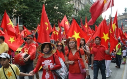 Việt kiều tại Đức &#39;nhuộm đỏ&#39; Frankfurt am Main 