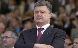 Ông Putin đề nghị hủy dùng quân đội ở Ukraine, ông Poroshenko hoan hỉ