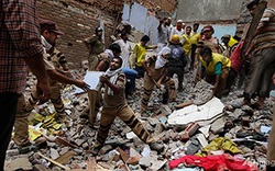 Ấn Độ: Chung cư sập bất thình lình, ít nhất 10 người chết thảm