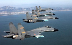 Không quân TQ “tập tành” bay ra biển xa diễn tập