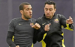 Thải loại Xavi - Alves, Barcelona tiết kiệm 24 triệu euro