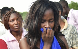 Thảm sát ở Kenya: Nữ sinh giả chết lừa phiến quân