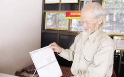 93 tuổi vẫn phóng xe, bốc thuốc chữa bệnh cho người nghèo 